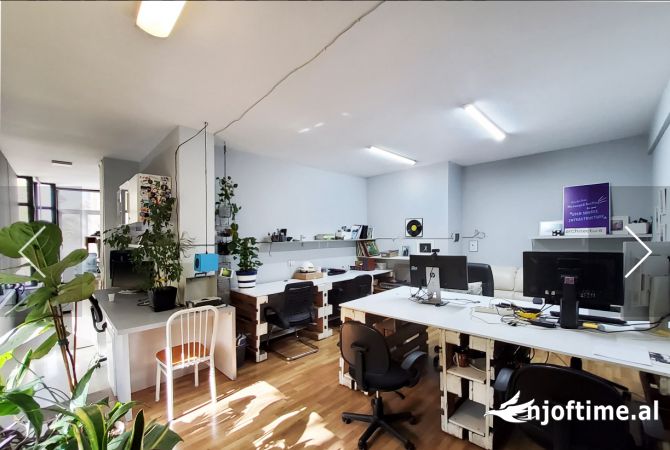 Ambient biznesi me qera 3+1 ne Tirane - 550 Euro