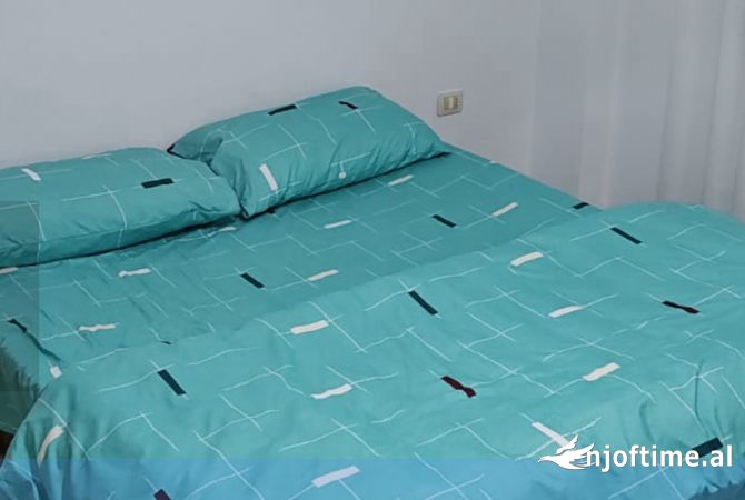 Shtepi me qera Apartament ne Tirane, 1+1, Mobilimi E mobiluar, Pagesa 500  Euro.