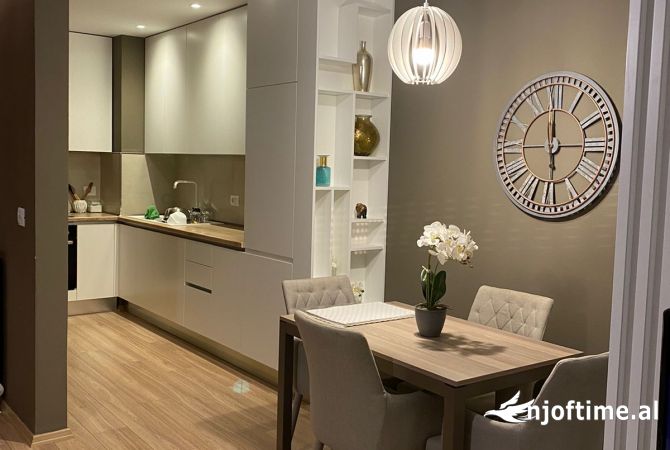 Shtepi me qera 2+1 ne Tirane - 600 Euro