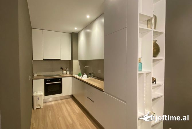 Shtepi me qera 2+1 ne Tirane - 600 Euro