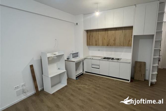 Shtepi me qera 2+1 ne Tirane - 38,000 Leke