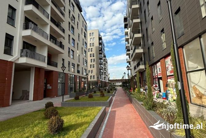 Shtepi me qera Apartament ne Tirane, 2+1, Mobilimi Bosh, pa mobiluar, Pagesa 600  Euro.