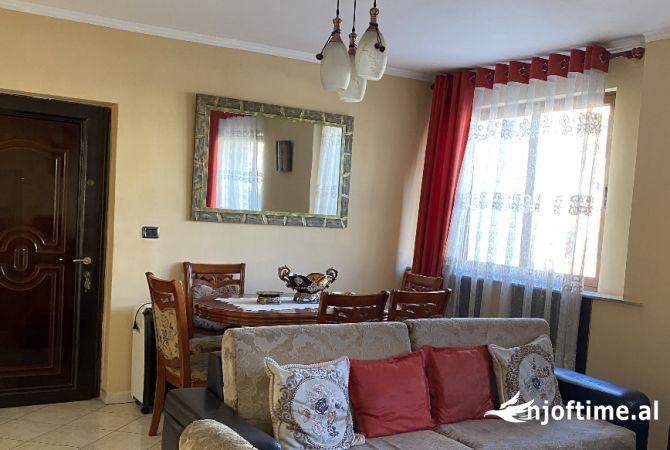 Jepet apartament 2+1 me qera tek rr Bardhyl