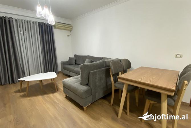Shtepi me qera 1+1 ne Tirane - 550 Euro