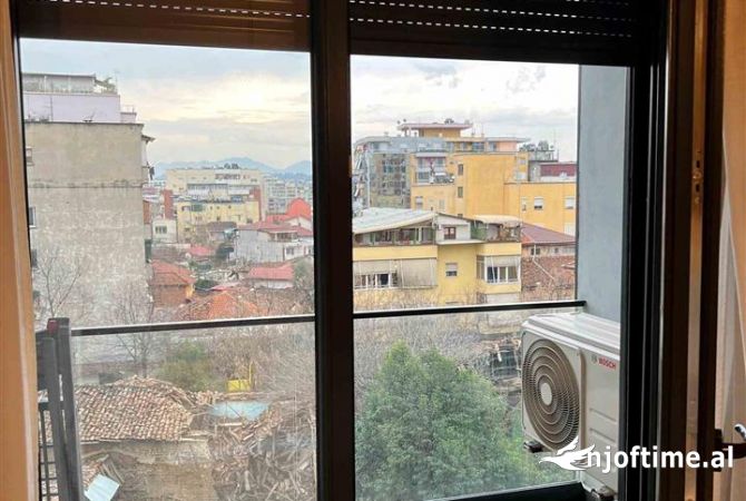 Shtepi me qera Apartament ne Tirane, 2+1, Mobilimi E mobiluar, Pagesa 80,000  Leke.