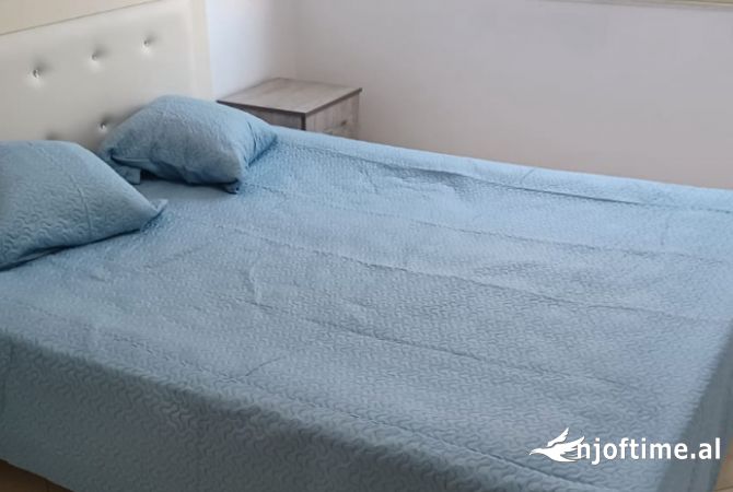 Shtepi me qera Apartament ne Tirane, 1+1, Mobilimi E mobiluar, Pagesa 45,000  Leke.