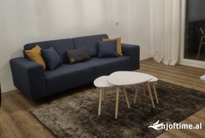 Shtepi me qera 2+1 ne Tirane - 55,000 Leke