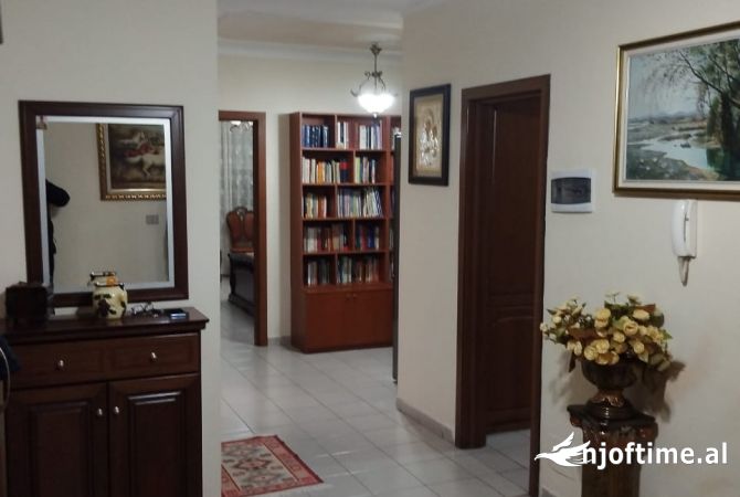 Shtepi ne shitje 3+1 ne Tirane - 295,000 Euro