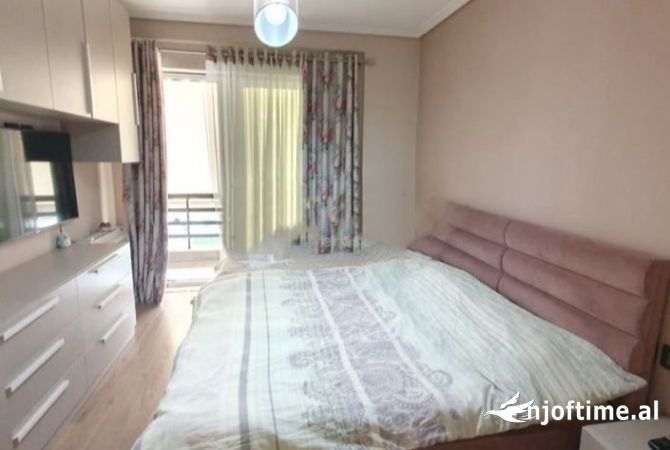 Shtepi me qera 1+1 ne Tirane - 700 Euro