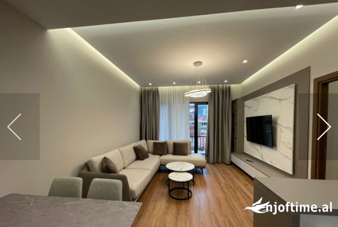 Shtepi me qera Apartament ne Tirane, 2+1, Mobilimi E mobiluar, Pagesa 830  Euro.