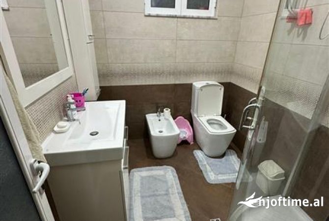 Private house for rent in Tirana 2+1, Furnished