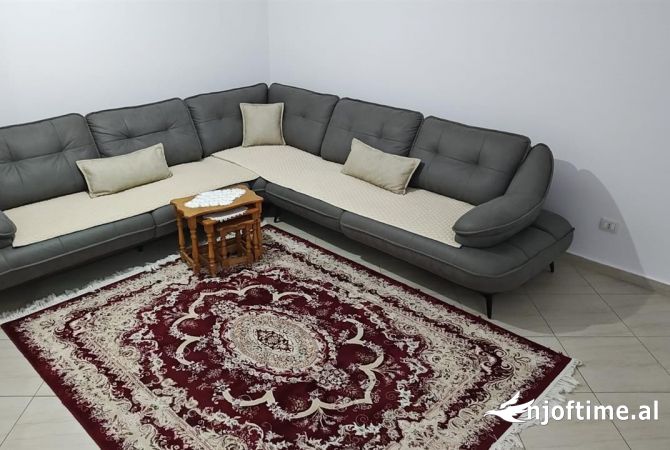 Shtepi me qera 1+1 ne Tirane - 450 Euro