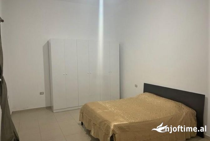 Shtepi me qera 2+1 ne Tirane - 500 Euro