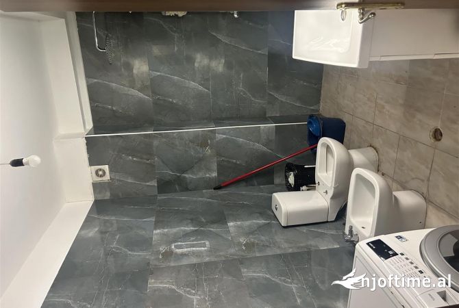 Shtepi me qera Apartament ne Tirane, 2+1, Mobilimi E mobiluar, Pagesa 47,000  Leke.