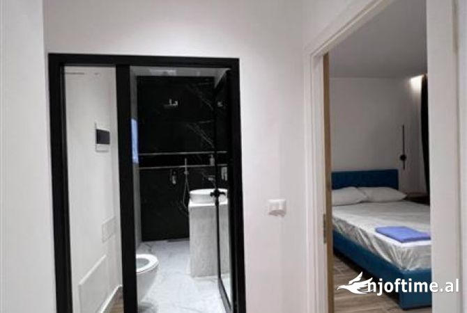 Shtepi me qera Apartament ne Tirane, 1+1, Mobilimi E mobiluar, Pagesa 600  Euro.