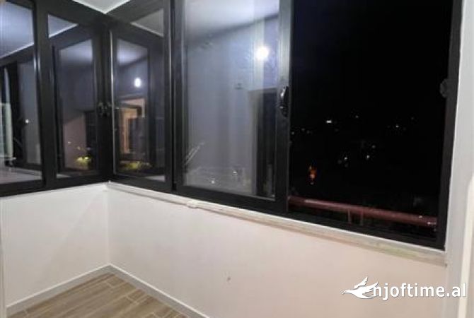 Shtepi me qera Apartament ne Tirane, 1+1, Mobilimi E mobiluar, Pagesa 600  Euro.