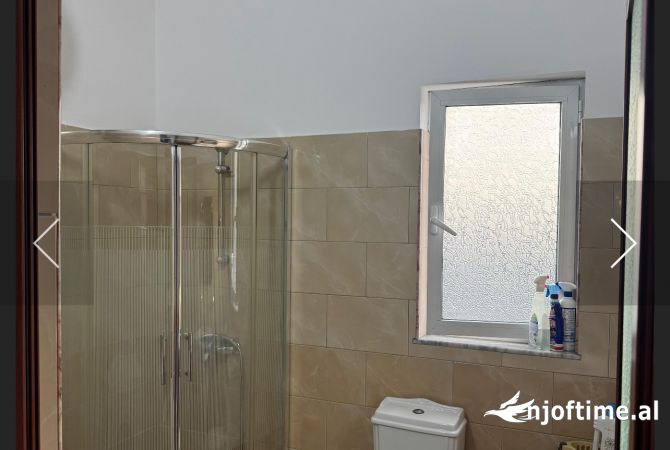 Shtepi me qera Shtepi Private ne Tirane, 1+1, Mobilimi E mobiluar, Pagesa 40,000  Leke.