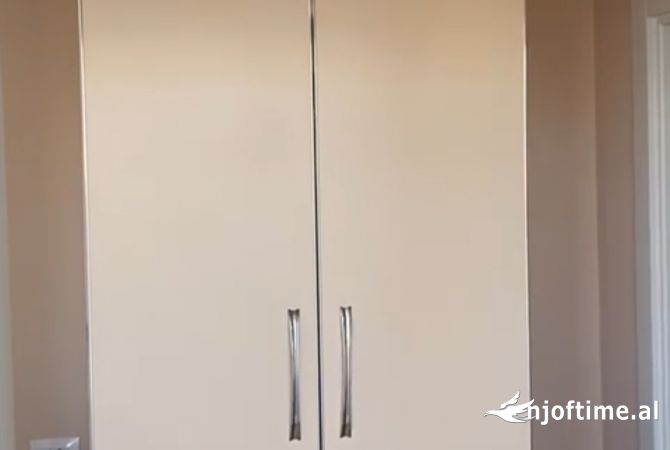 Shtepi me qera Shtepi Private ne Tirane, 1+1, Mobilimi E mobiluar, Pagesa 40,000  Leke.