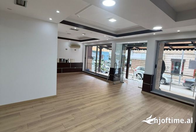 Ambient biznesi me qera 1+1 ne Tirane - 1,500 Euro