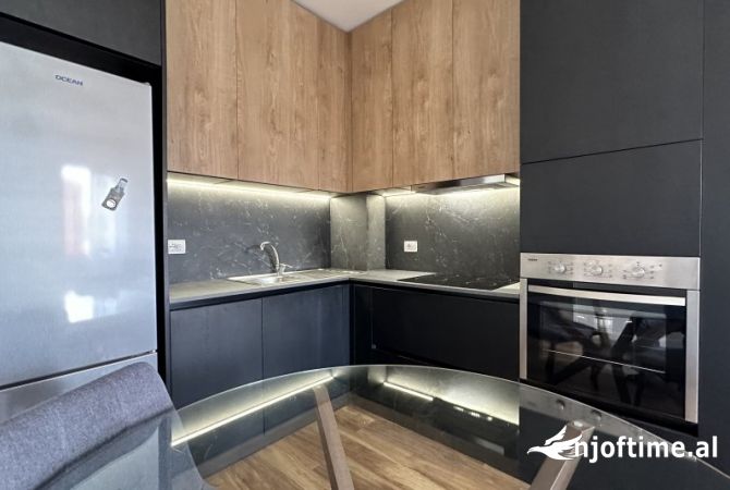 Shtepi me qera Apartament ne Tirane, 1+1, Mobilimi E mobiluar, Pagesa 500  Euro.