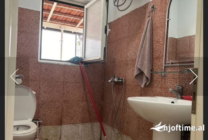 Shtepi me qera 1+1 ne Tirane - 34,000 Leke