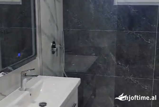 Shtepi me qera Apartament ne Tirane, 1+1, Mobilimi E mobiluar, Pagesa 650  Euro.