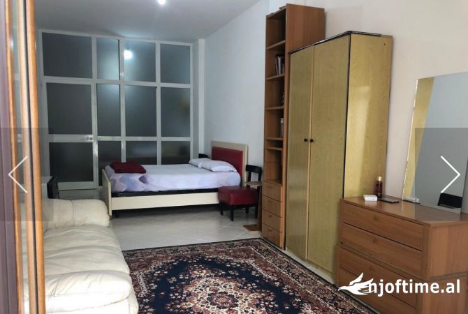 Shtepi ne shitje 1+1 ne Tirane - 78,000 Euro