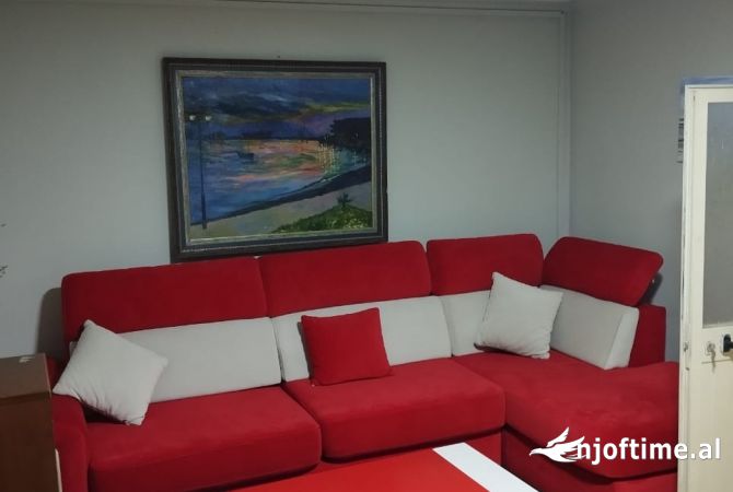 Shtepi me qera 1+1 ne Tirane - 400 Euro