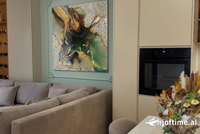 Shtepi me qera Apartament ne Tirane, 1+1, Mobilimi E mobiluar, Pagesa 1,000  Euro.