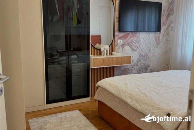Shtepi me qera 1+1 ne Tirane - 1,000 Euro
