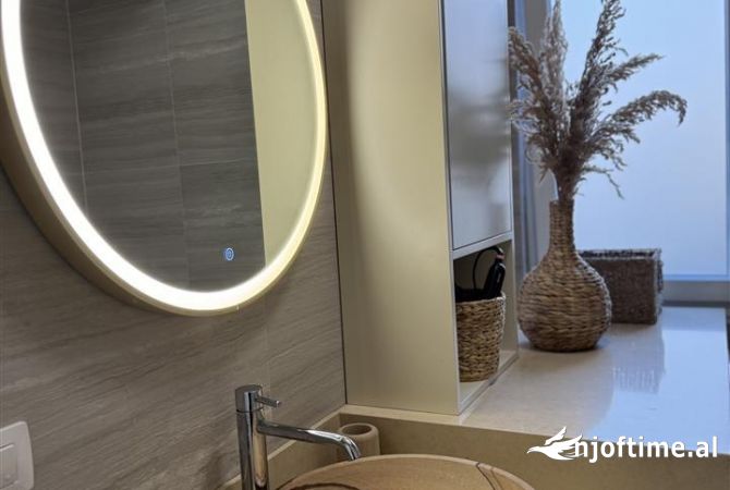 Shtepi me qera Apartament ne Tirane, 1+1, Mobilimi E mobiluar, Pagesa 1,000  Euro.