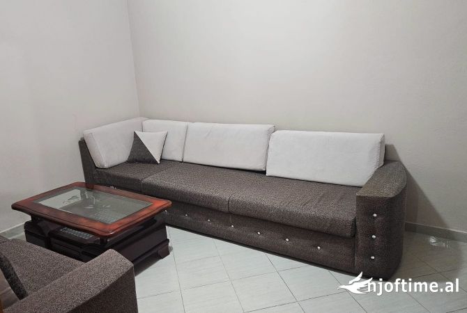 Shtepi me qera Apartament ne Tirane, 2+1, Mobilimi E mobiluar, Pagesa 35,000  Leke.