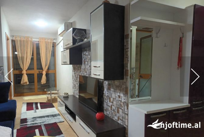 Shtepi me qera Apartament ne Tirane, 2+1, Mobilimi E mobiluar, Pagesa 47,000  Leke.