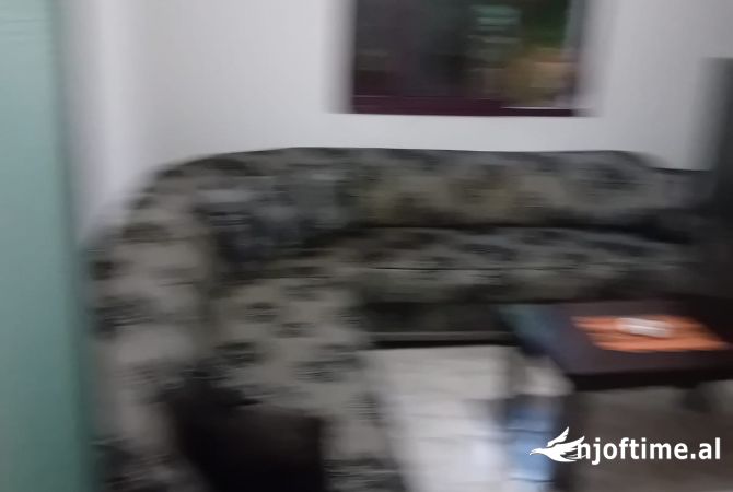 Shtepi me qera Shtepi Private ne Tirane, 2+1, Mobilimi E mobiluar, Pagesa 40,000  Leke.