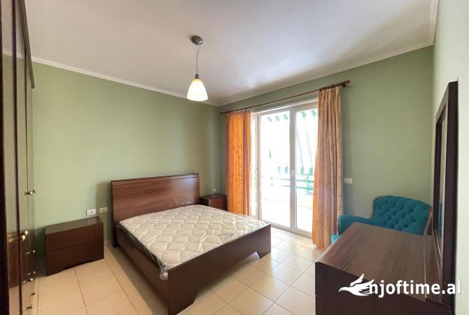 Shtepi me qera 2+1 ne Tirane - 650 Euro
