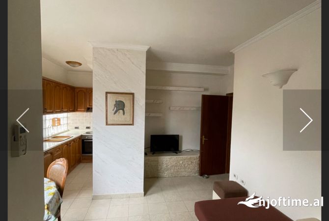 Shtepi me qera Apartament ne Tirane, 2+1, Mobilimi E mobiluar, Pagesa 70,000  Leke.
