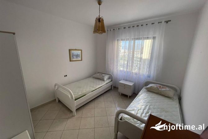 Shtepi me qera 2+1 ne Tirane - 55,000 Leke