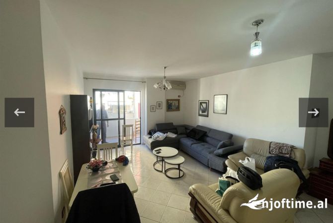 Shtepi me qera 2+1 ne Tirane - 55,000 Leke