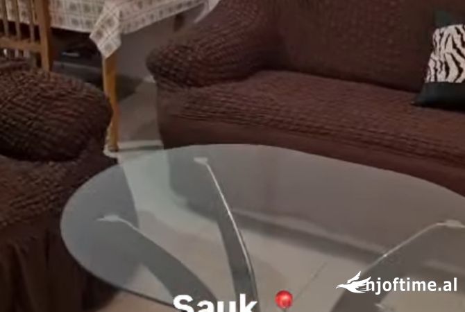 Shtepi me qera Apartament ne Tirane, 1+1, Mobilimi E mobiluar, Pagesa 30,000  Leke.