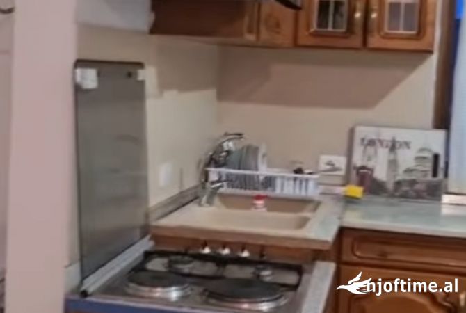 Shtepi me qera 1+1 ne Tirane - 30,000 Leke