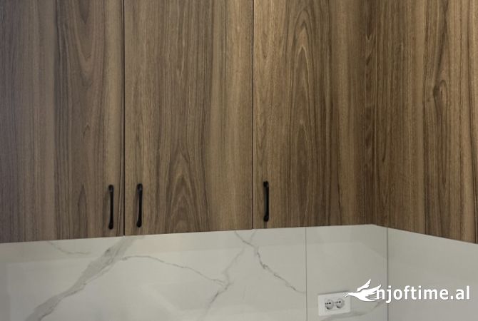 Shtepi me qera 1+1 ne Tirane - 37,000 Leke