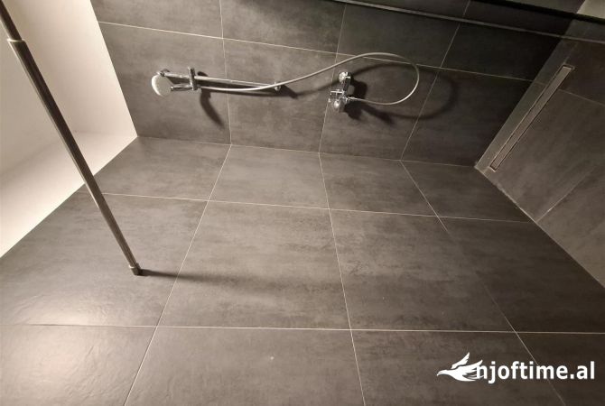 Shtepi me qera 1+1 ne Tirane - 60,000 Leke