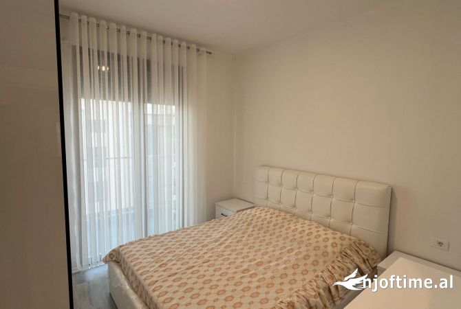 Shtepi me qera 1+1 ne Tirane - 650 Euro