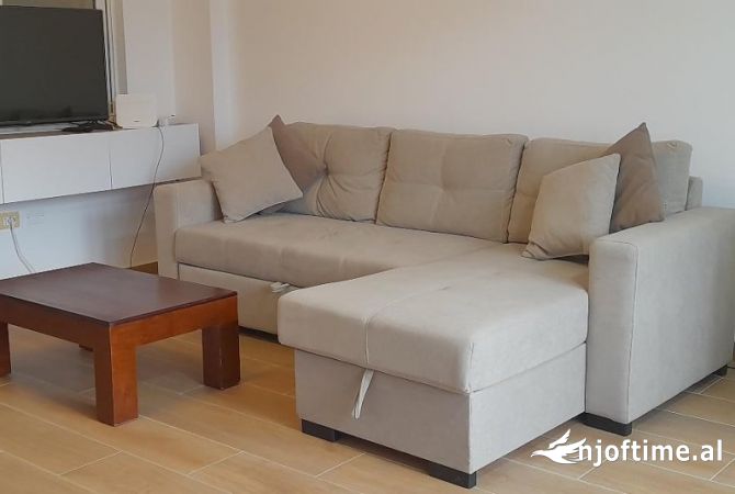Shtepi me qera 1+1 ne Tirane - 530 Euro