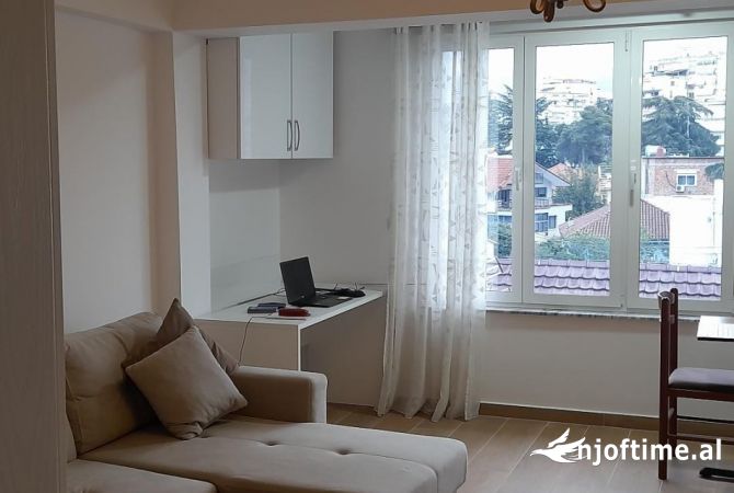 Shtepi me qera 1+1 ne Tirane - 530 Euro
