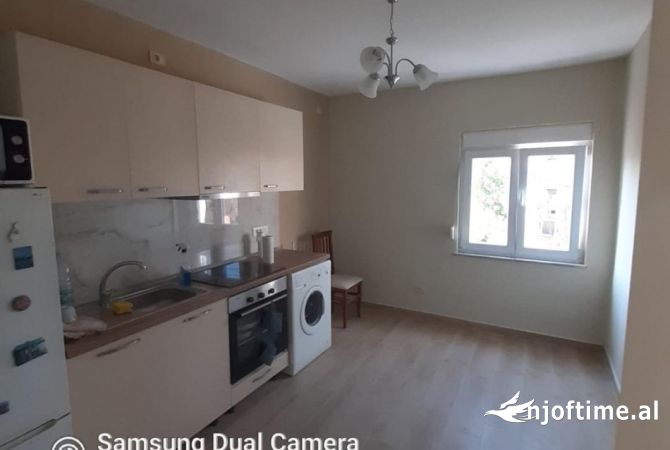 Shtepi me qera 1+1 ne Tirane - 430 Euro