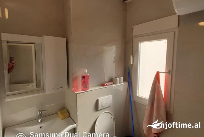 Shtepi me qera Apartament ne Tirane, 1+1, Mobilimi E mobiluar, Pagesa 430  Euro.