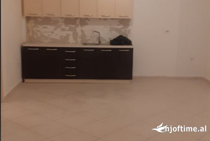 Shtepi ne shitje 2+1 ne Tirane - 137,800 Euro