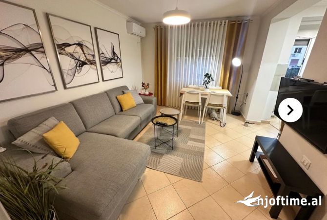 Shtepi me qera Apartament ne Tirane, 1+1, Mobilimi E mobiluar, Pagesa 600  Euro.
