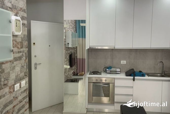 Shtepi me qera 1+1 ne Tirane - 65,000 Leke